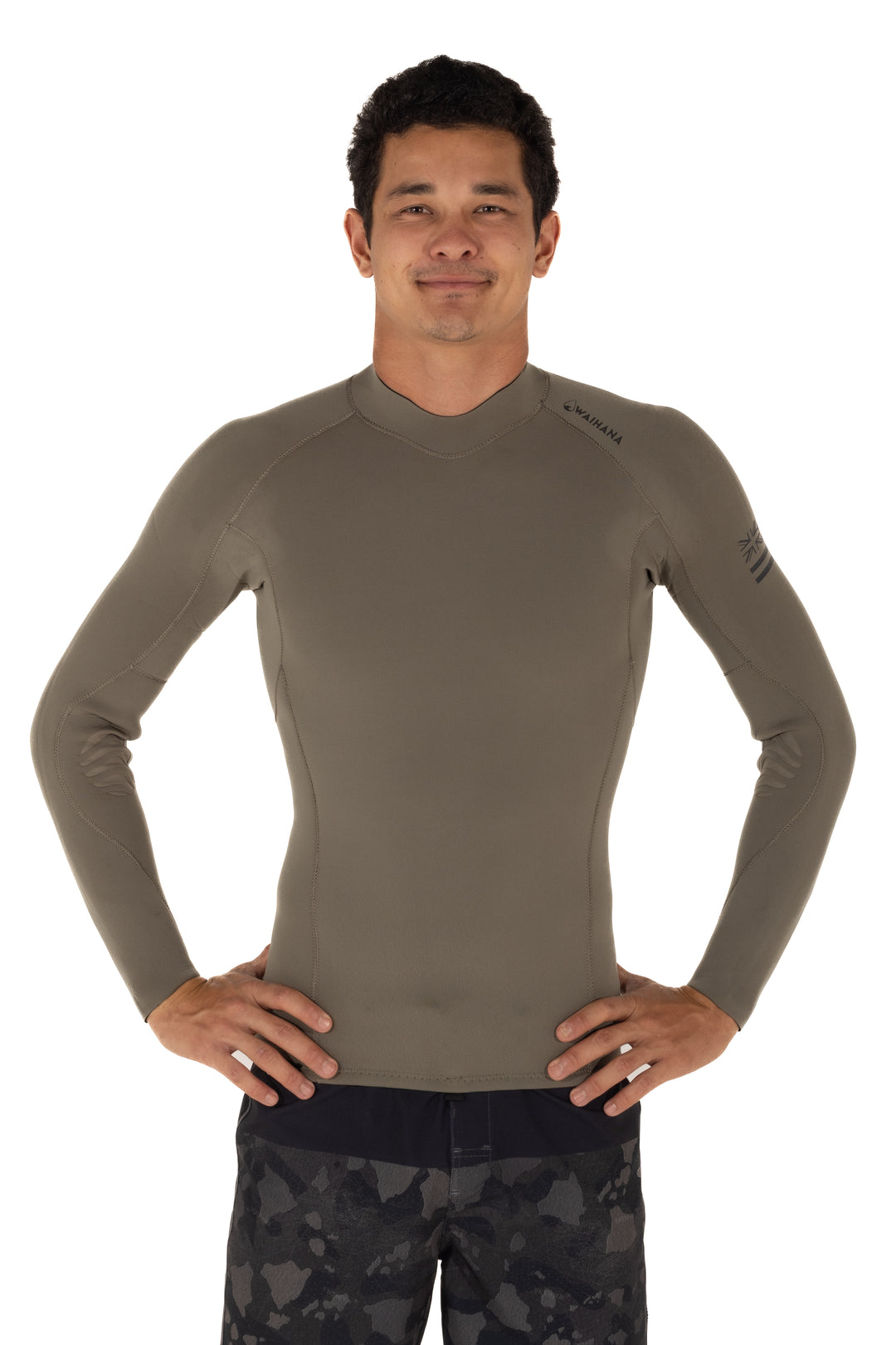 Male model wearing the Waihana Men&